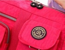 Tas Wanita Selempang